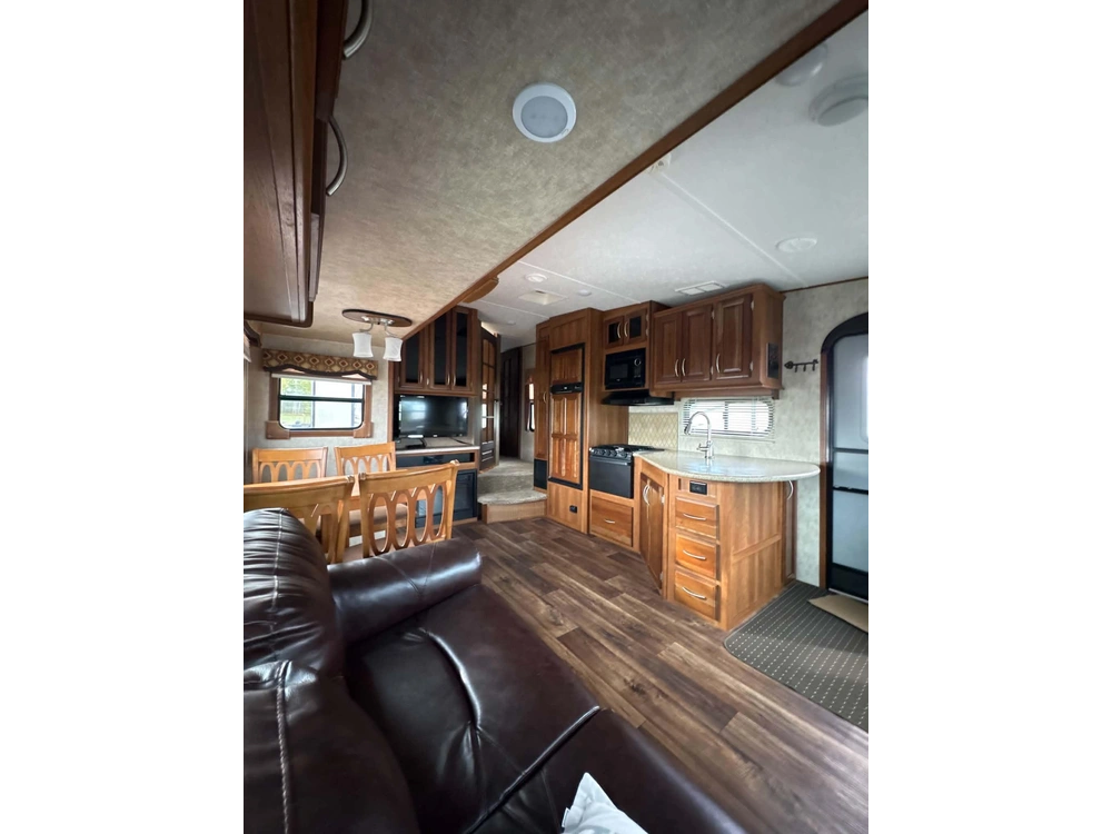 2016 Prime Time Crusader 260rl