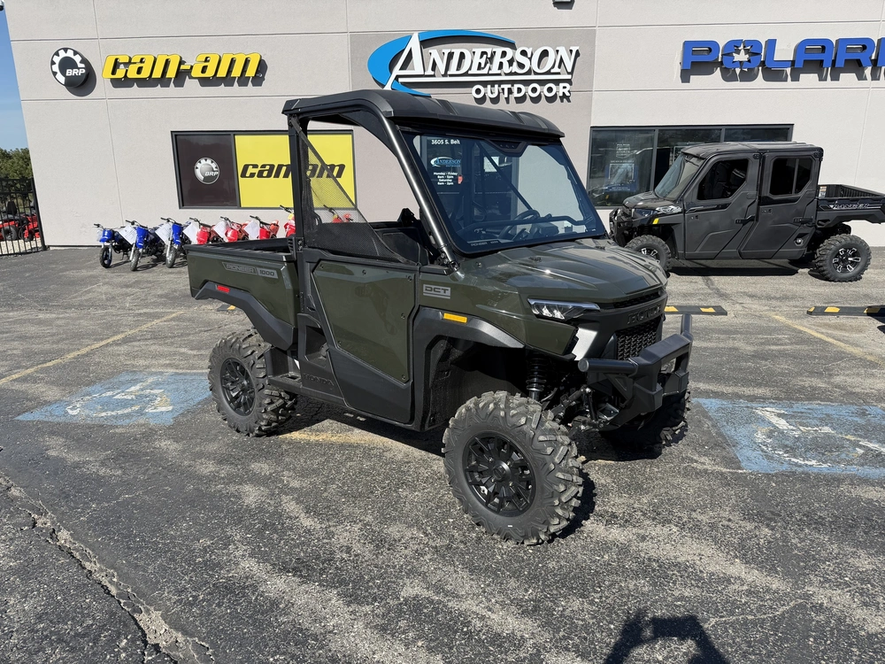 2026 Honda Pioneer 1000 Deluxe