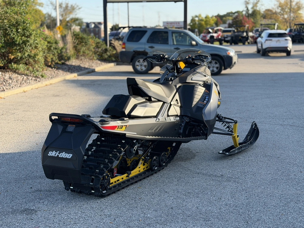 2026 Ski-doo Mxz Adrenaline 600r E-tec 137 Grey