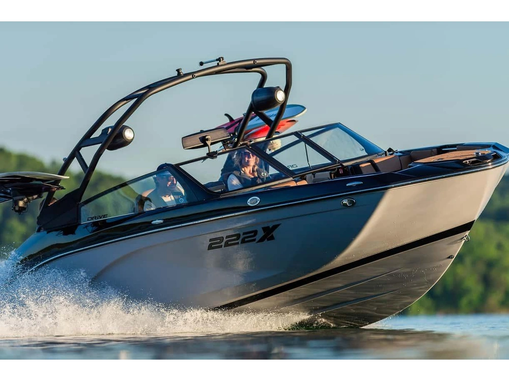 2027 Yamaha 222xd