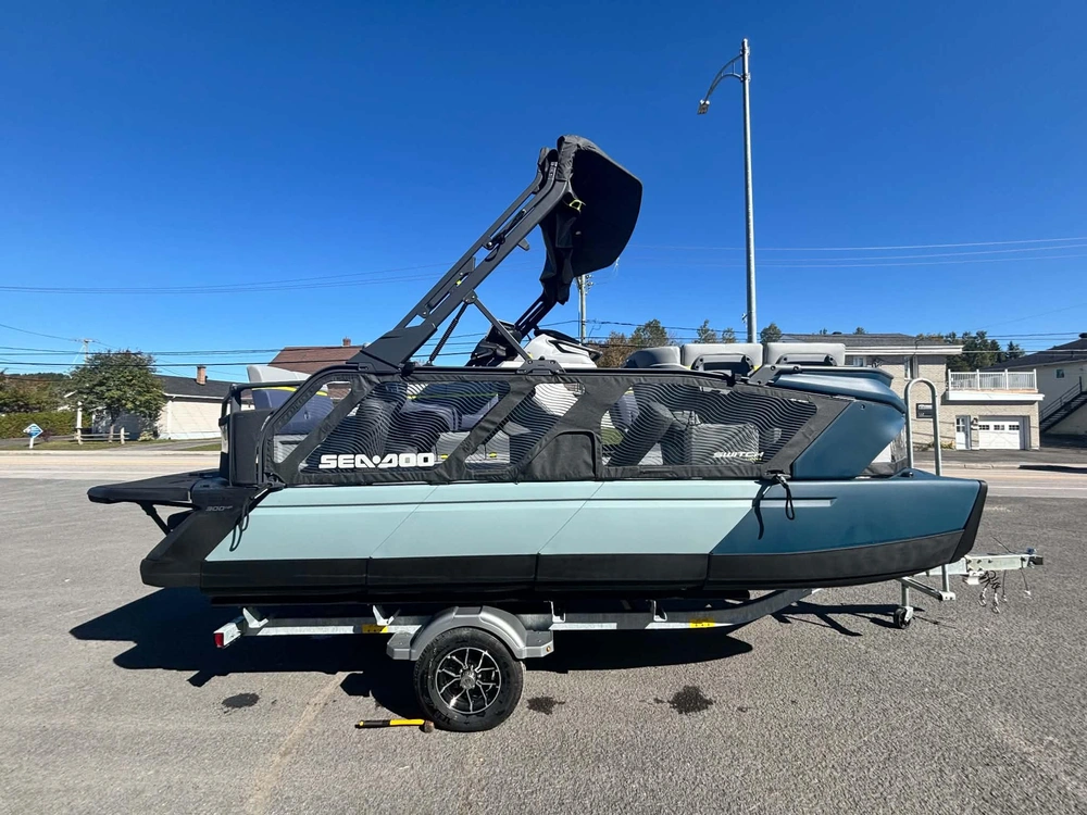 Sea-doo Switch Cruise Limited 18 300hp 2026 alt
