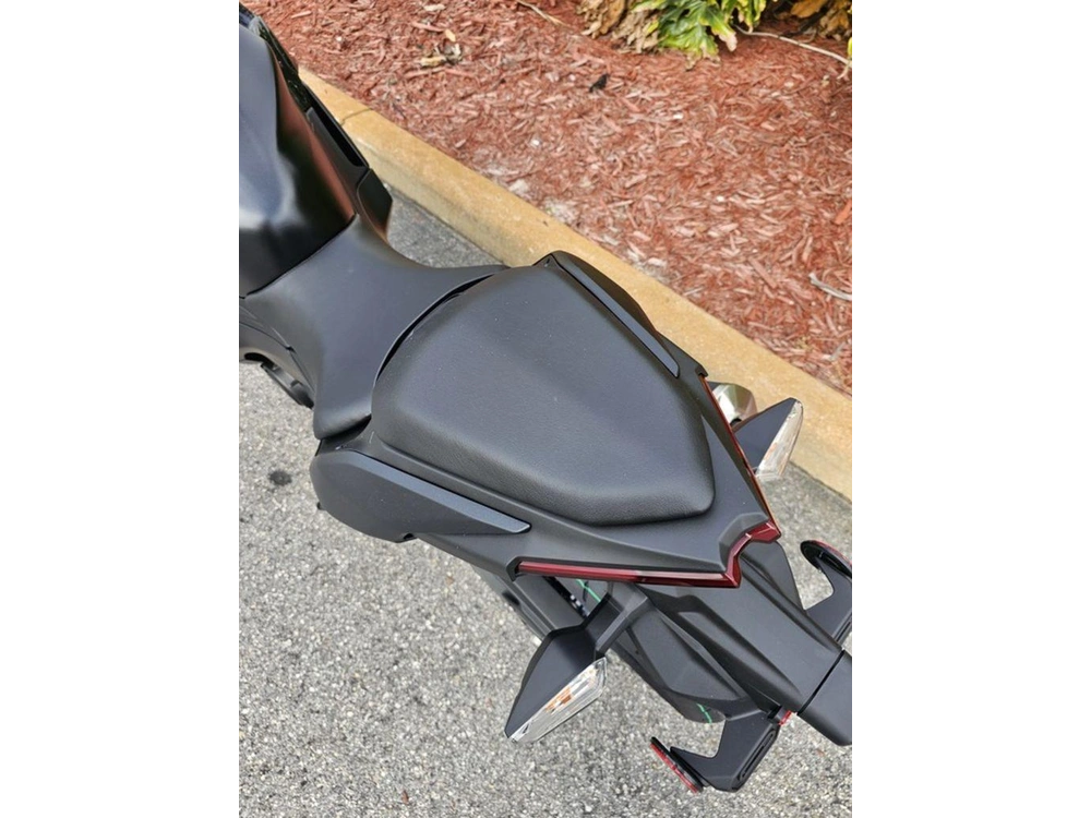 2026 Kawasaki Ninja® 500 Metallic Flat Spark Black
