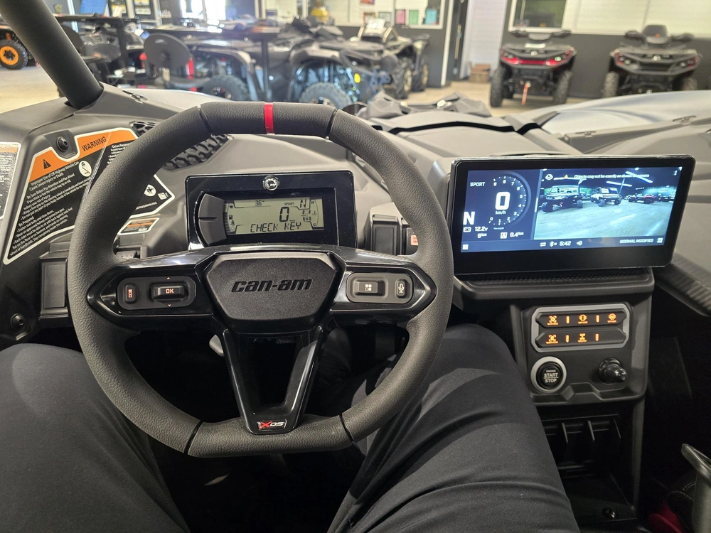 2026 Brp Maverick X3 X Ds Turbo Rr With 10.25 In. Infotainment