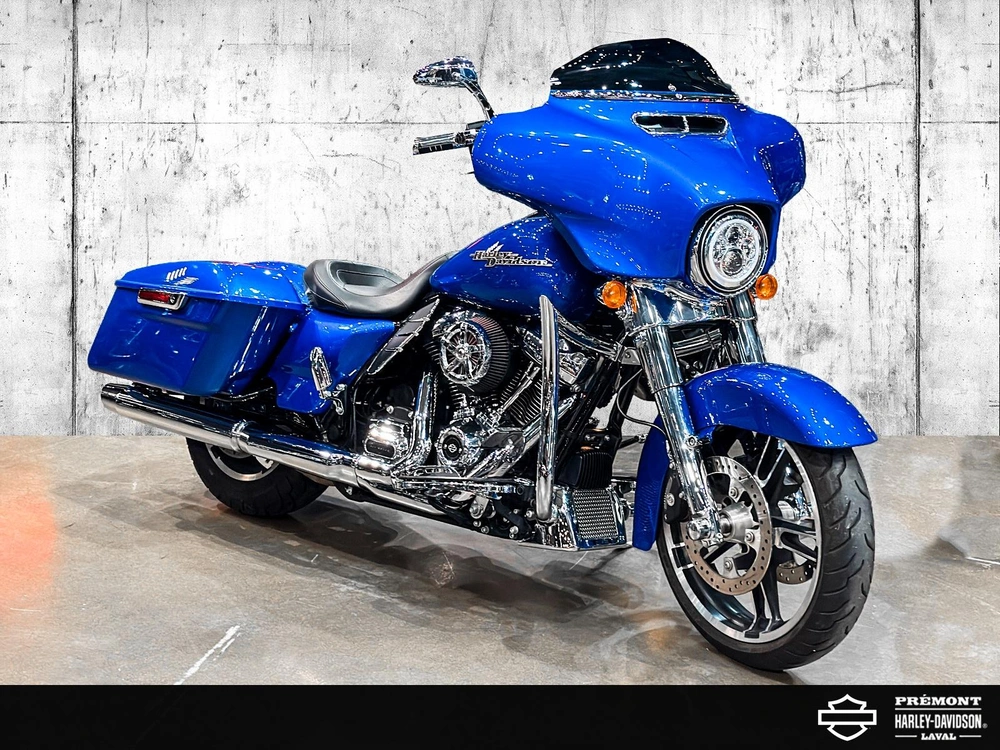 Harley-davidson Street Glide Beaucoup D'ajouts Flhx 2018
