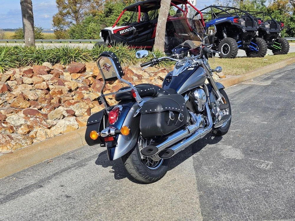2026 Kawasaki Vulcan® 900 Classic Lt