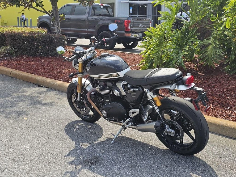 2025 Triumph Speed Twin 1200 Rs Sapphire Black