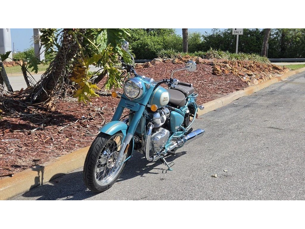 2026 Royal Enfield Classic 650 Classic Teal