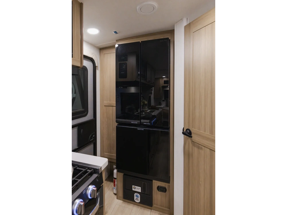 Forest River Rockwood Mini-lite 2109s 2027 alt