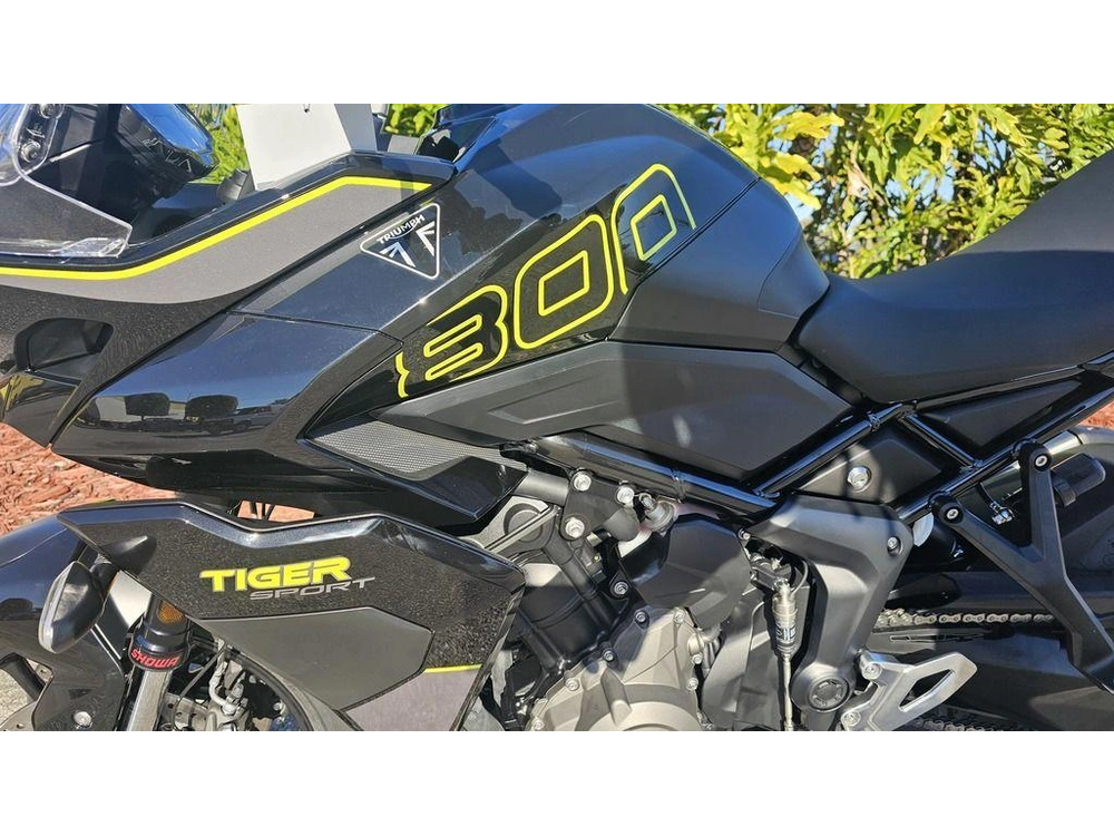 2026 Triumph Tiger Sport 800 Sapphire Black