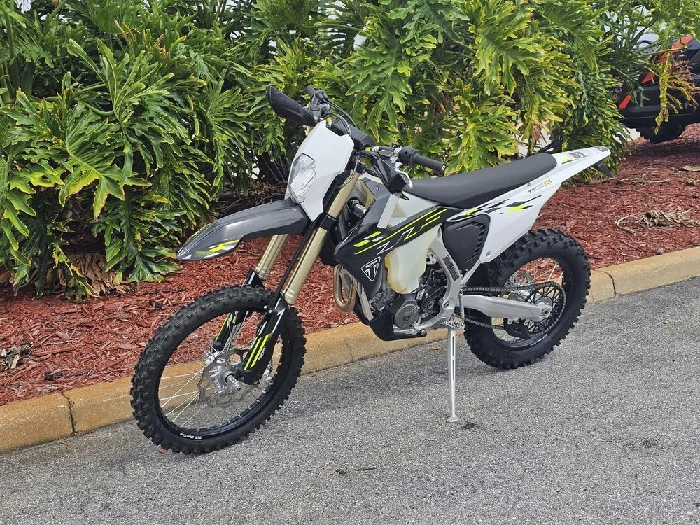 2026 Triumph Tf 250-e Jet Black/pure White