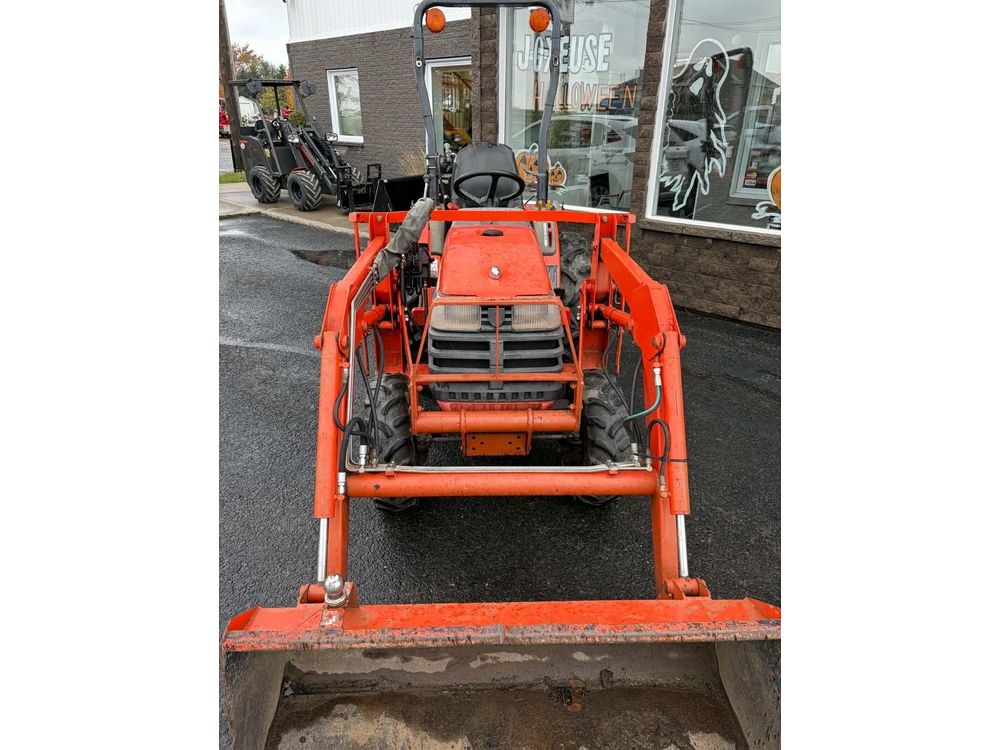 Kubota B2400 1997