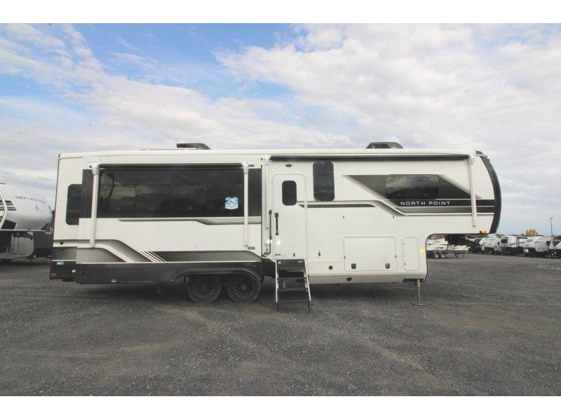 Jayco North Point 310rlts 2027
