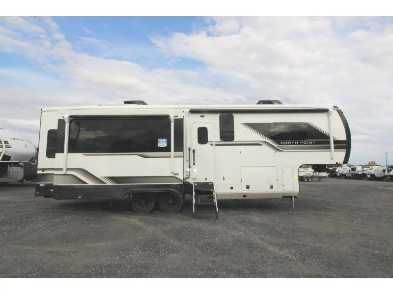 2027 Jayco North Point 310RLTS