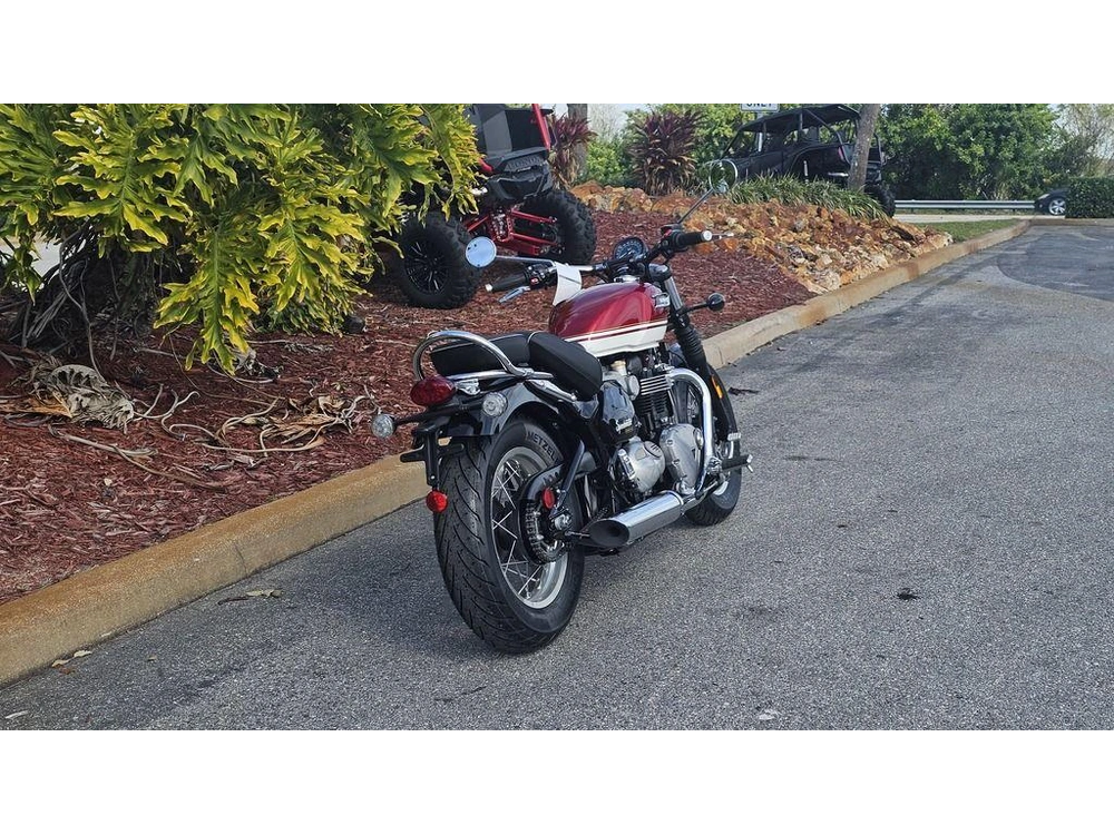 2026 Triumph Bonneville Speedmaster Carnival Red