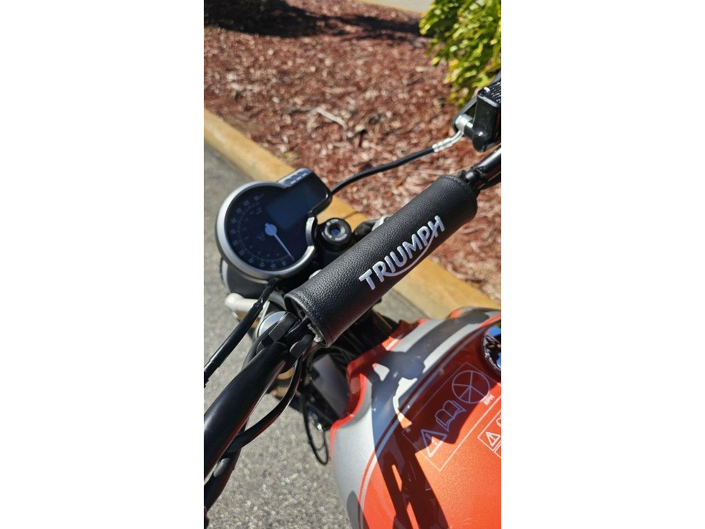 2026 Triumph Scrambler 400 X Baja Orange/aluminium