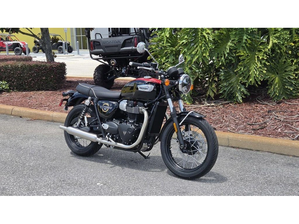 2026 Triumph Bonneville T100 Jet Black