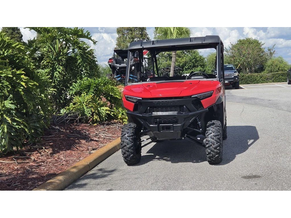 2026 Honda Pioneer 1000-5 Deluxe