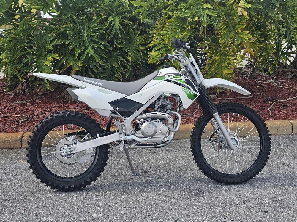 2027 Kawasaki Klx®140r F