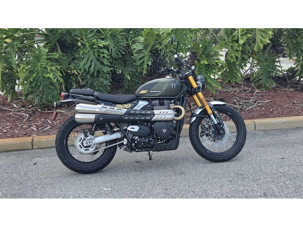 2026 Triumph Scrambler 900 Matt Khaki Green