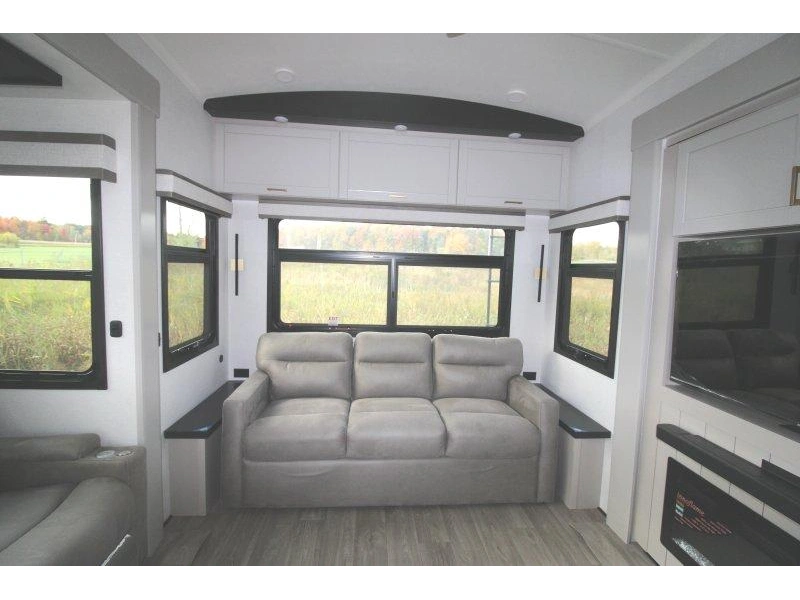 Jayco North Point 310rlts 2027