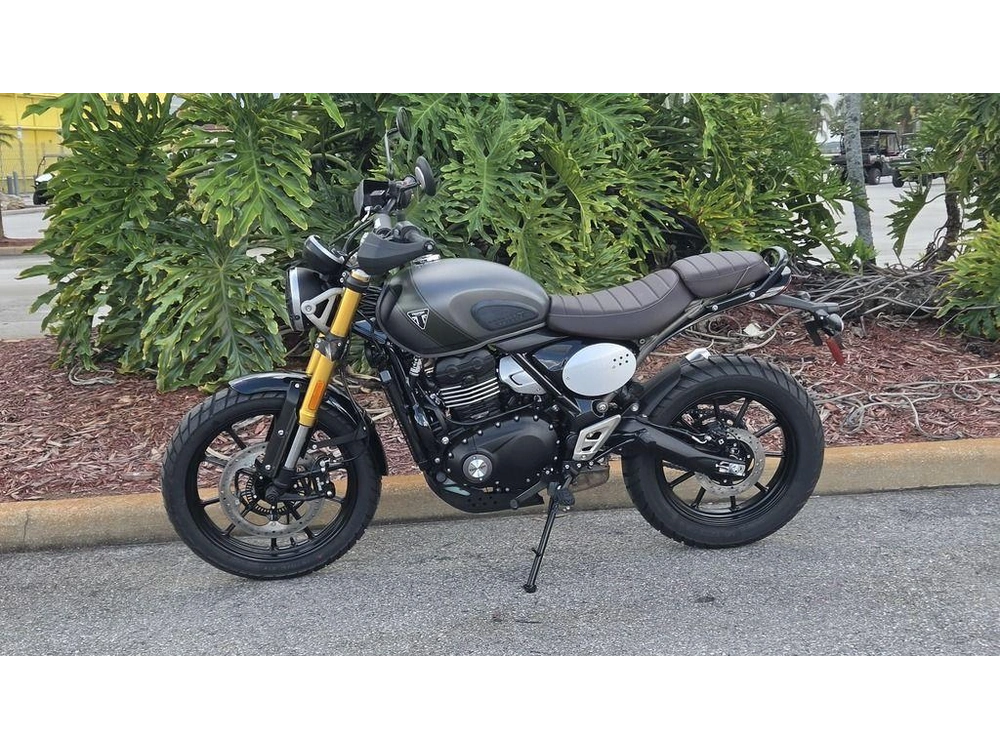 2027 Triumph Scrambler 400 X Matte Pewtergrey/matte Khaki Green