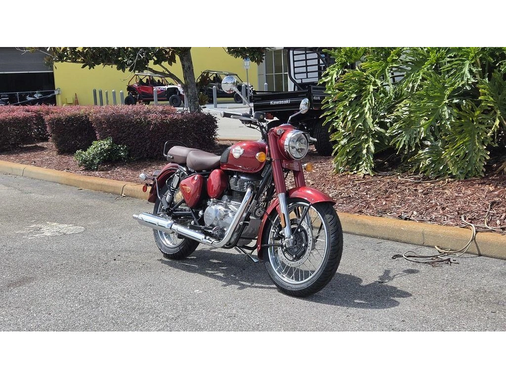 2027 Royal Enfield Classic 350 Madras Red