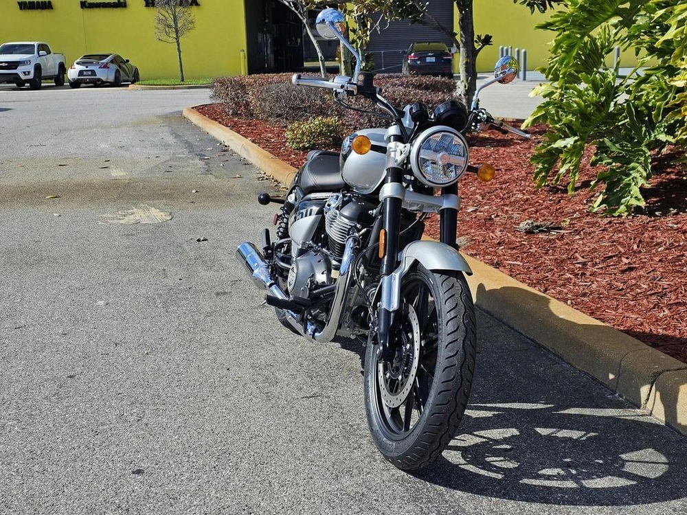 2024 Royal Enfield Super Meteor 650 Interstellar Grey