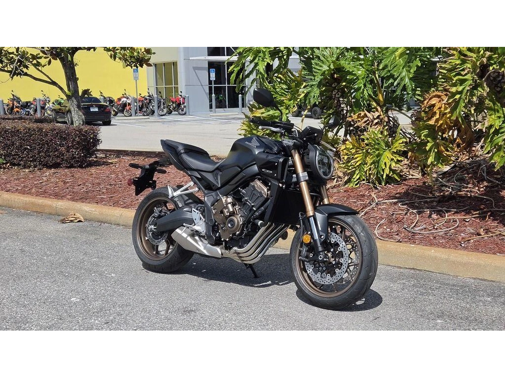 2026 Honda Cb650r E-clutch