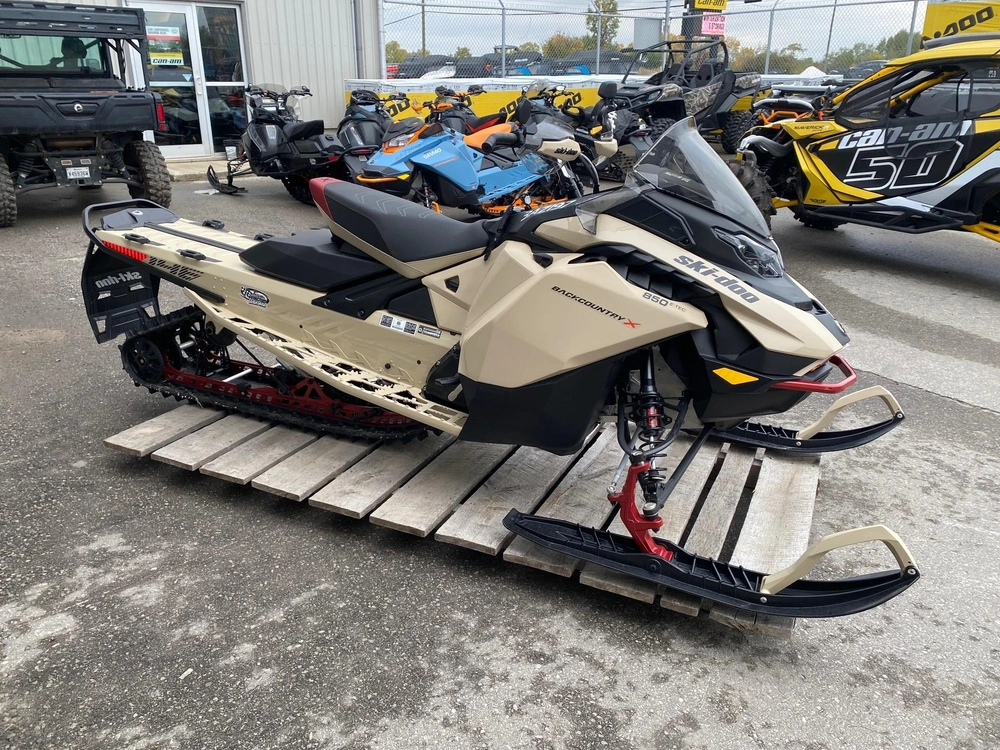 2024 Ski-doo Backcountry X 850 E-tec