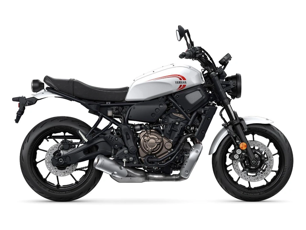 2025 Yamaha Xsr700