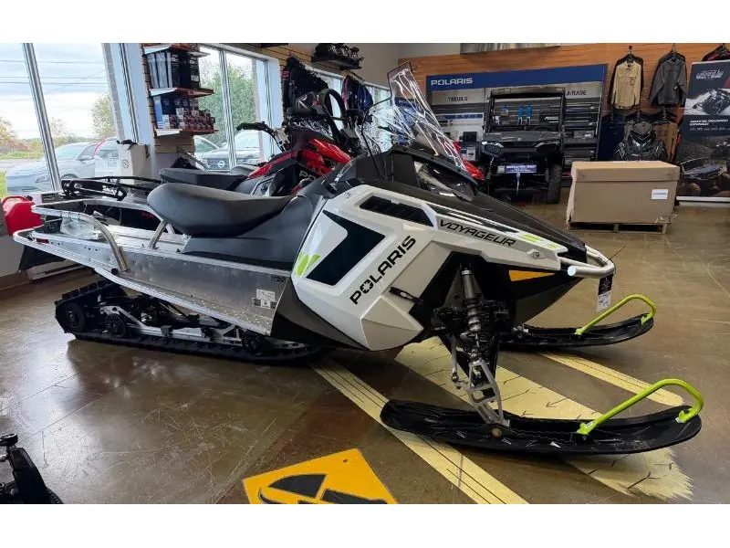 Polaris 550 Voyageur 155 2025