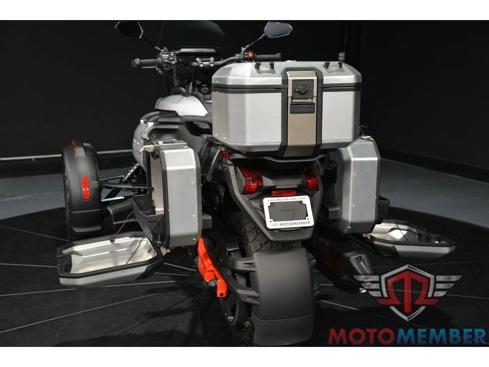 2025 Can-am Canyon Xt