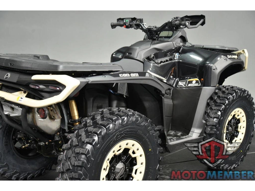 2026 Can-am Outlander Backcountry 1000r Stealth Black