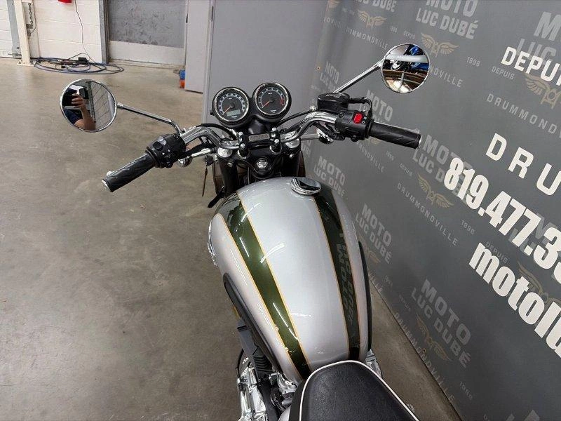 Triumph Bonneville T100 2012