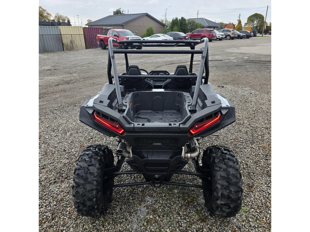 2027 Polaris Rzr Xp 1000 Sport