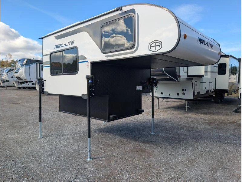 Palomino Real Lite 1800 2027