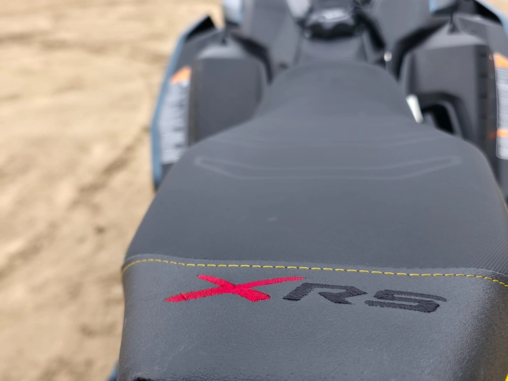 2026 Ski-doo Mxz X-rs W/ Competition Pkg 850 E-tec Turbo R Ripsaw Ii 2-ply 1.25" Shot W/ Smart-shox W/ 10.25" Touchscreen