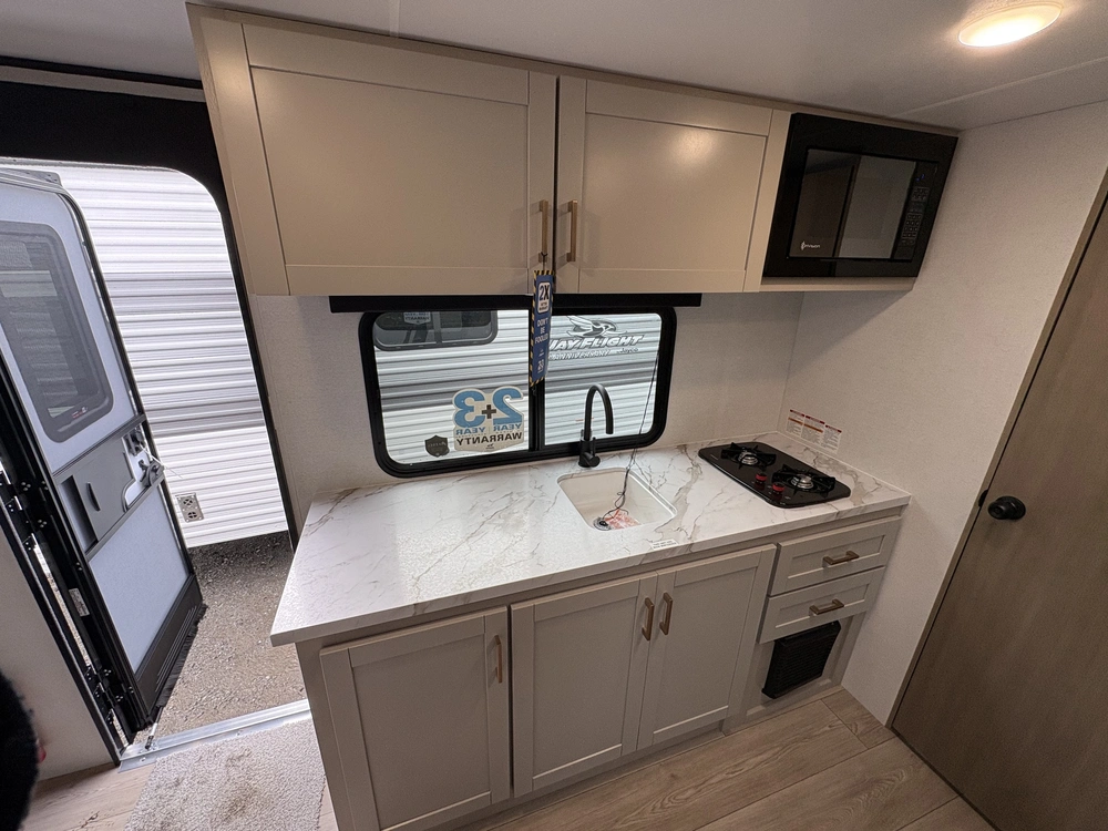 2027 Jayco Jay Feather Air Sl 17rbsl