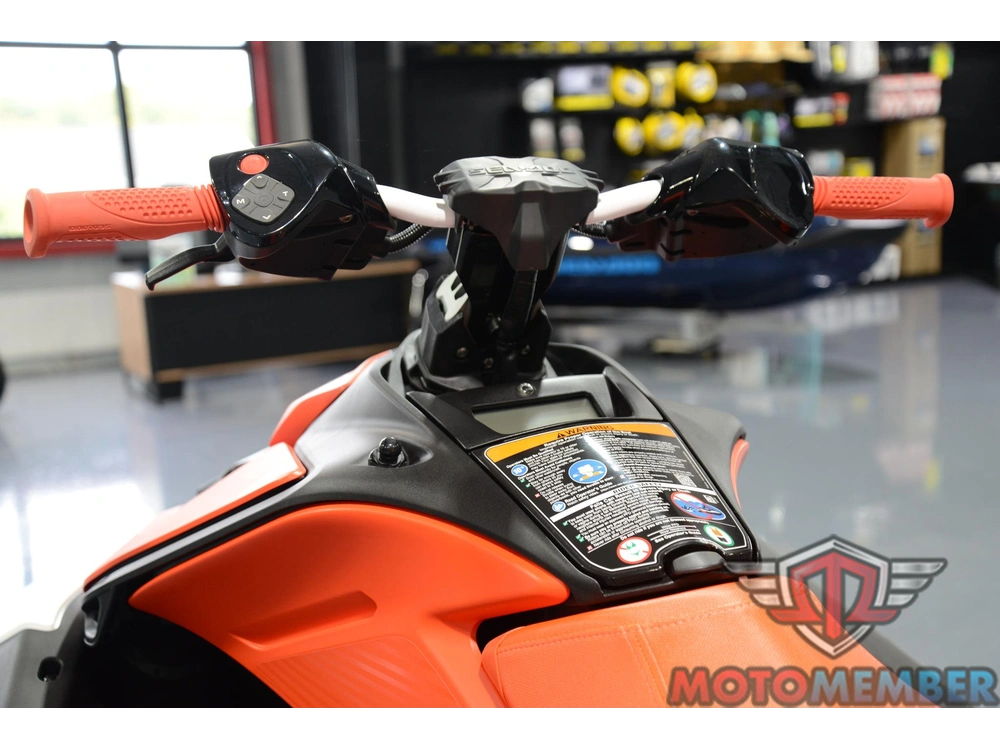 2025 Sea-doo Spark™ Trixx For 1 Rotax® 900 Ace™ - 90 Ibr