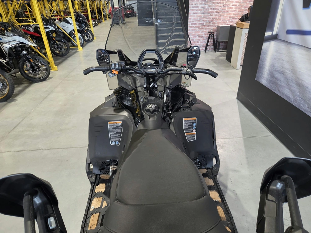 Skidoo Expedition Le 900 Turbo R 2023
