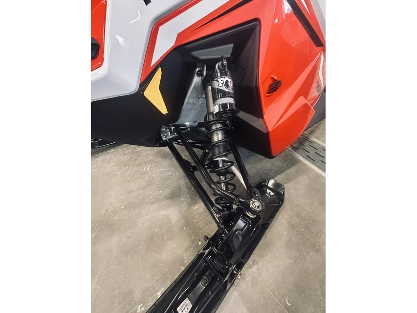 2027 Polaris Sno-27 850sb Xc146 1.35 Red 7s