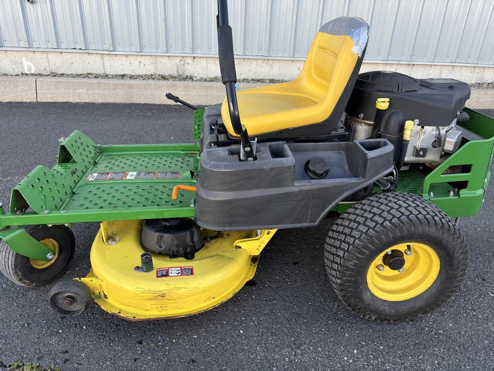 2013 John Deere Z235