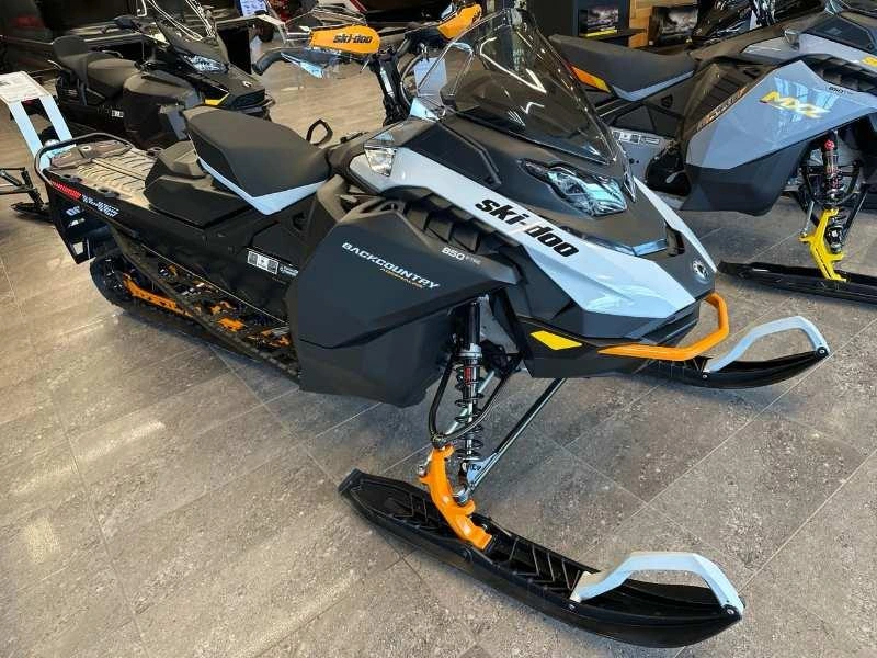 2026 Ski-doo Backcountry Adrenaline (39'') 850 E-tec Powdermax 2.0'' E.s.