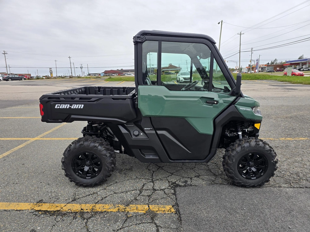 2026 Brp Defender Cab Hd10