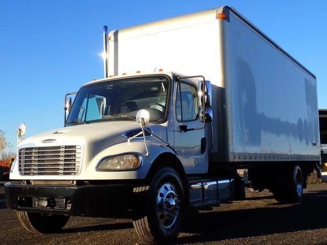 2016 Freightliner M2106