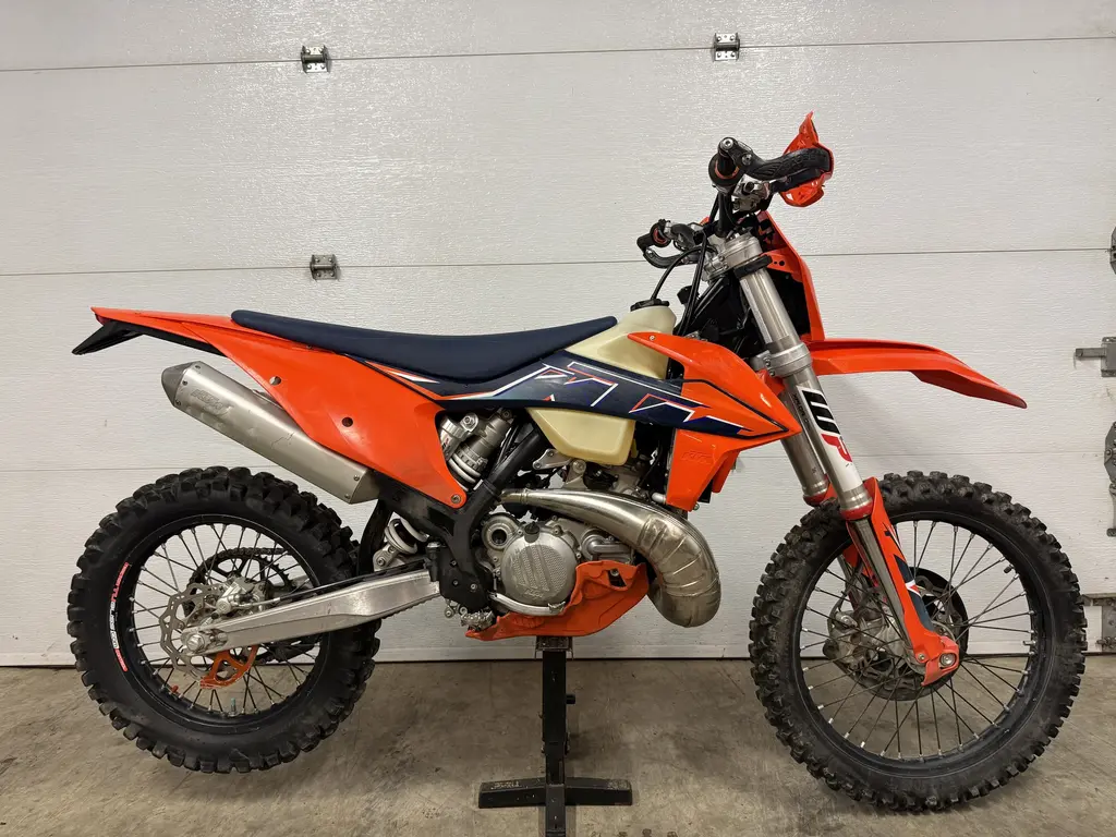 2022 KTM 250 xc-w