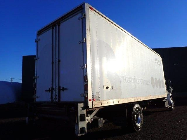 2016 Freightliner M2106
