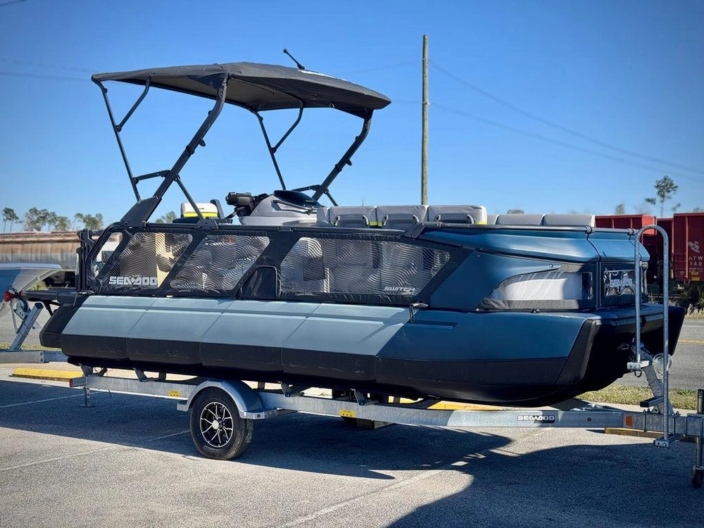 2026 Sea-doo Switch Cruise™ 18 - 230 Hp - Tech Painted