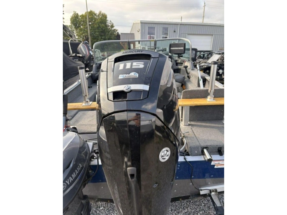 2017 Lund Boat Co Impact 1875 Sport