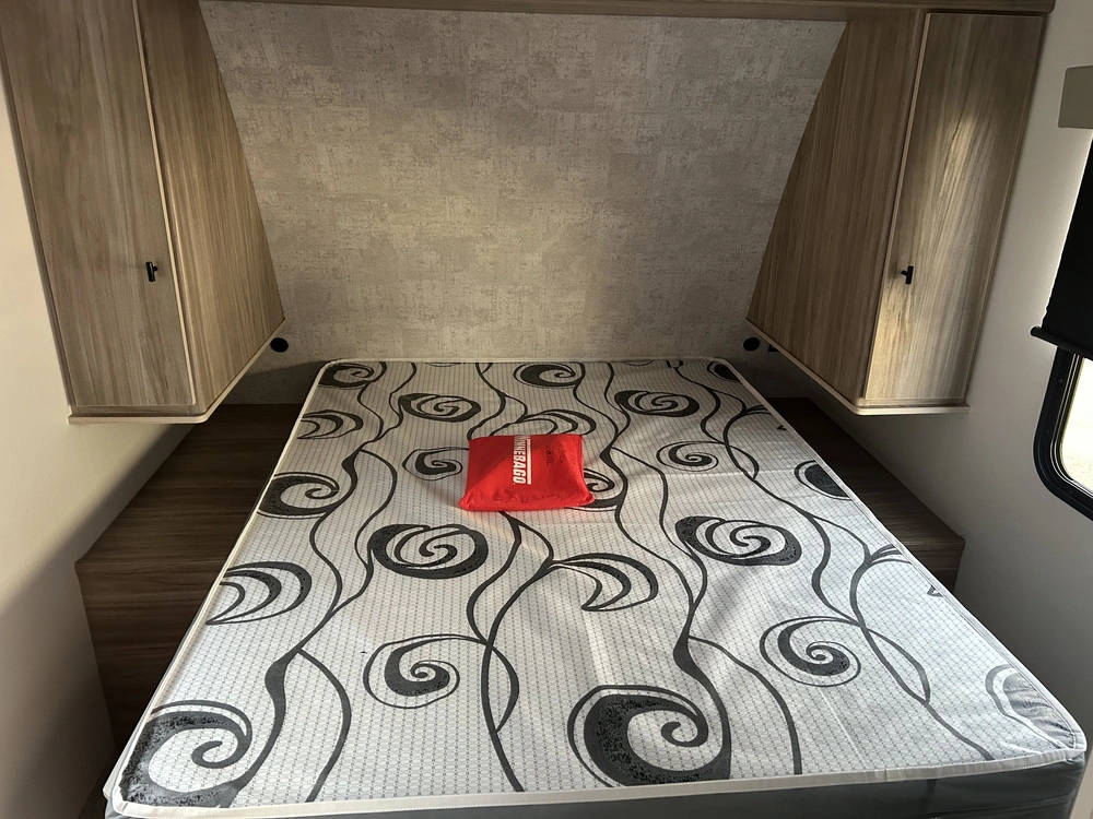 2025 Winnebago 2326rk